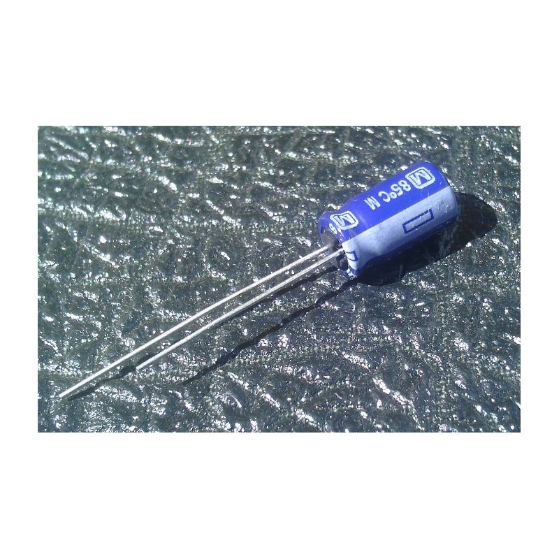 Electrolytic Cap Panasonic M 100u  35V